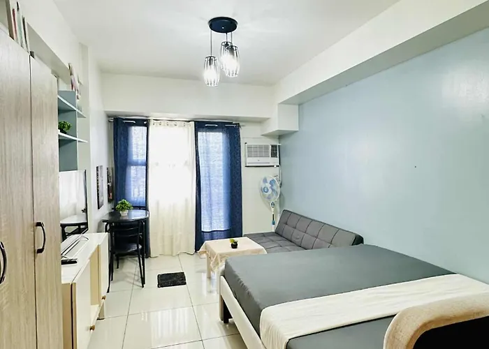 09t2 Chic Corners, W Balcony, Horizons 101 Cebu